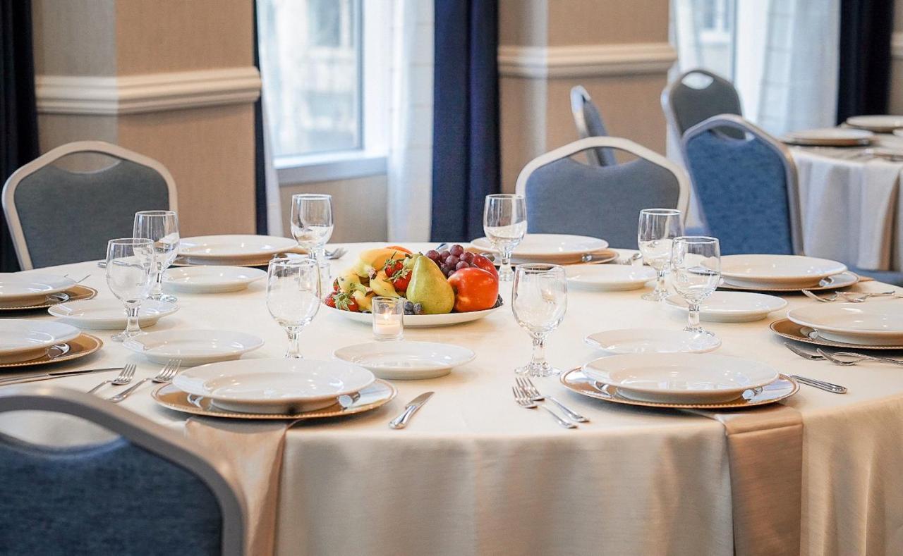 Crowne Plaza Cleveland At Playhouse Square By Ihg Hotell Exteriör bild