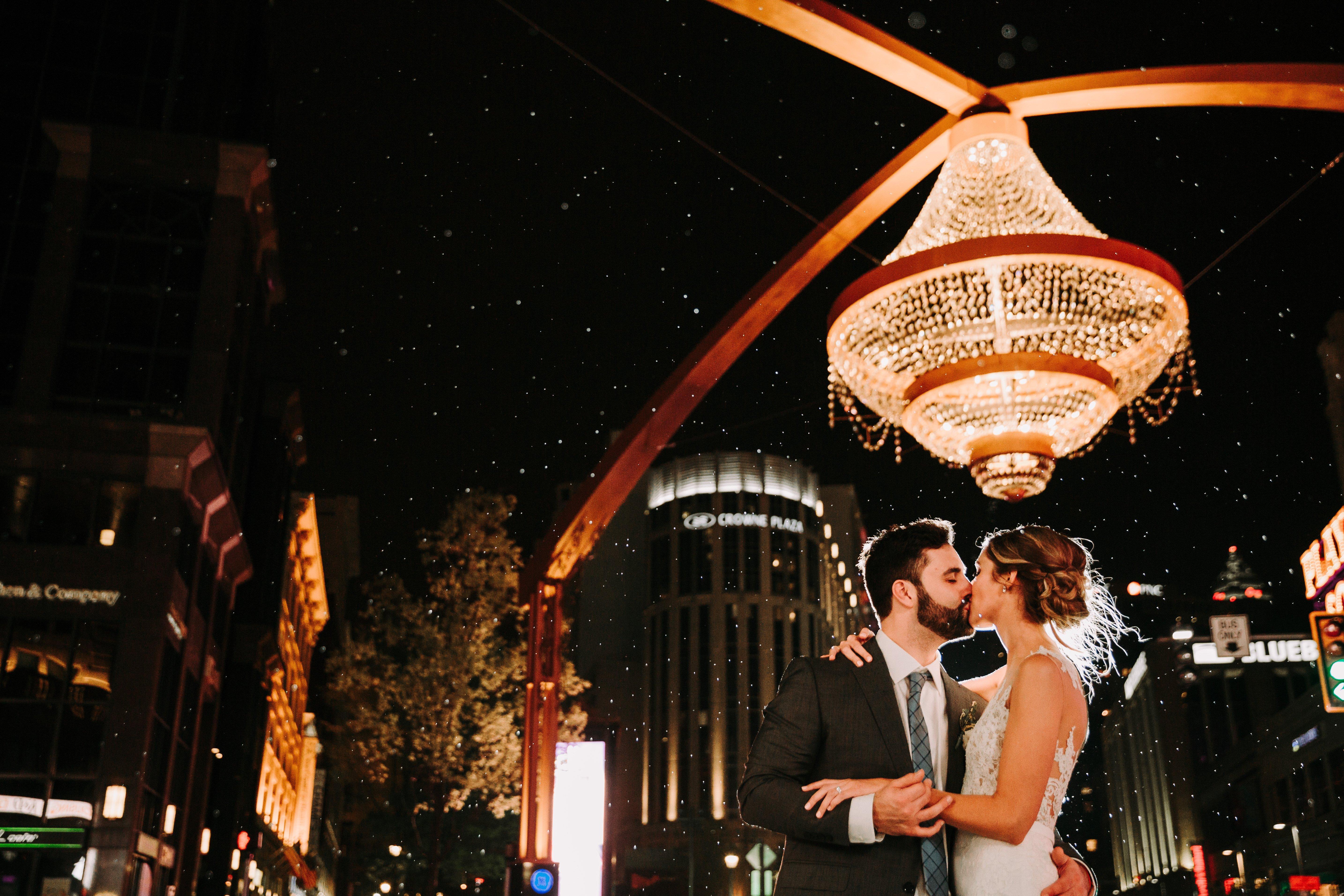 Crowne Plaza Cleveland At Playhouse Square By Ihg Hotell Exteriör bild