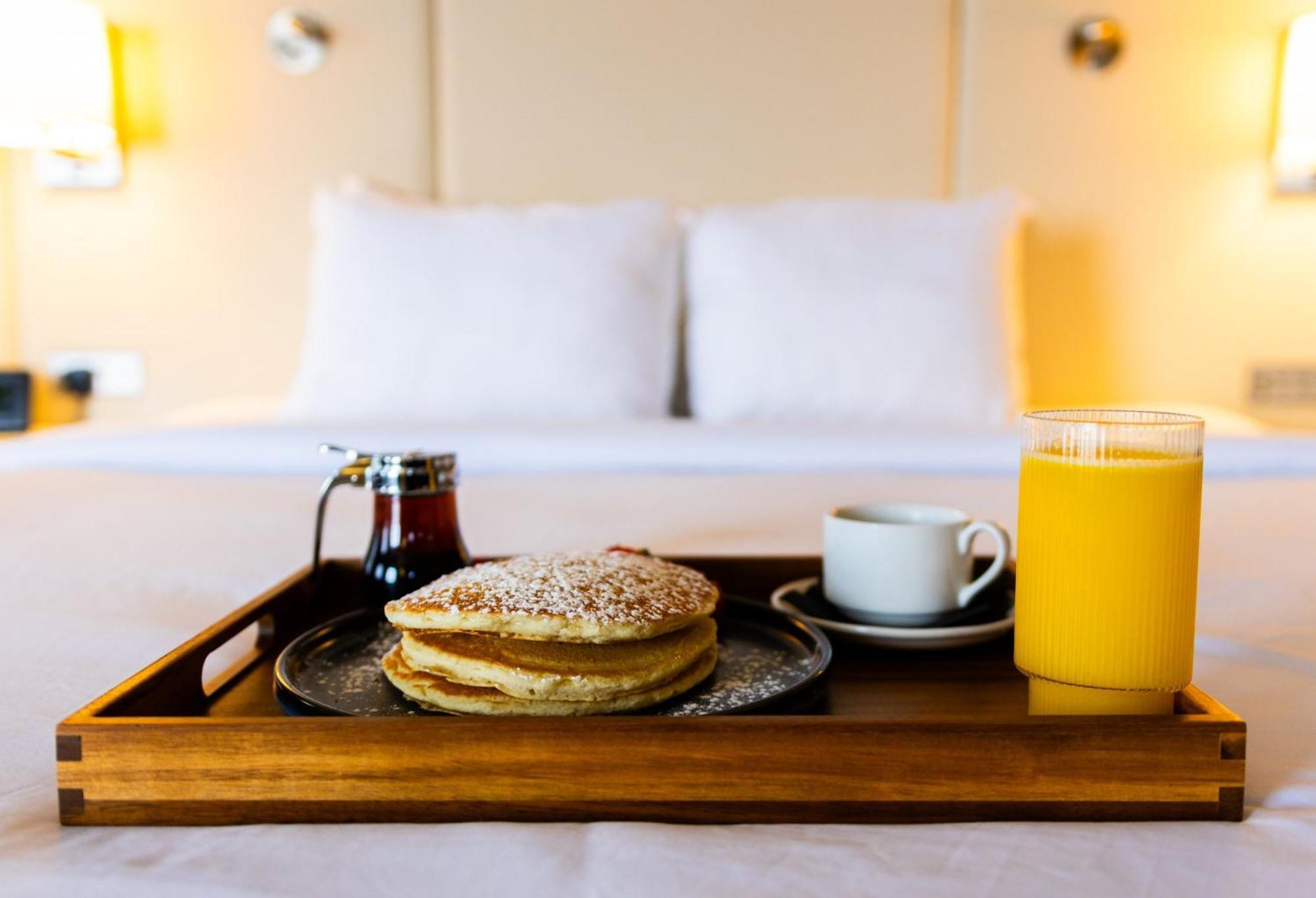 Crowne Plaza Cleveland At Playhouse Square By Ihg Hotell Exteriör bild